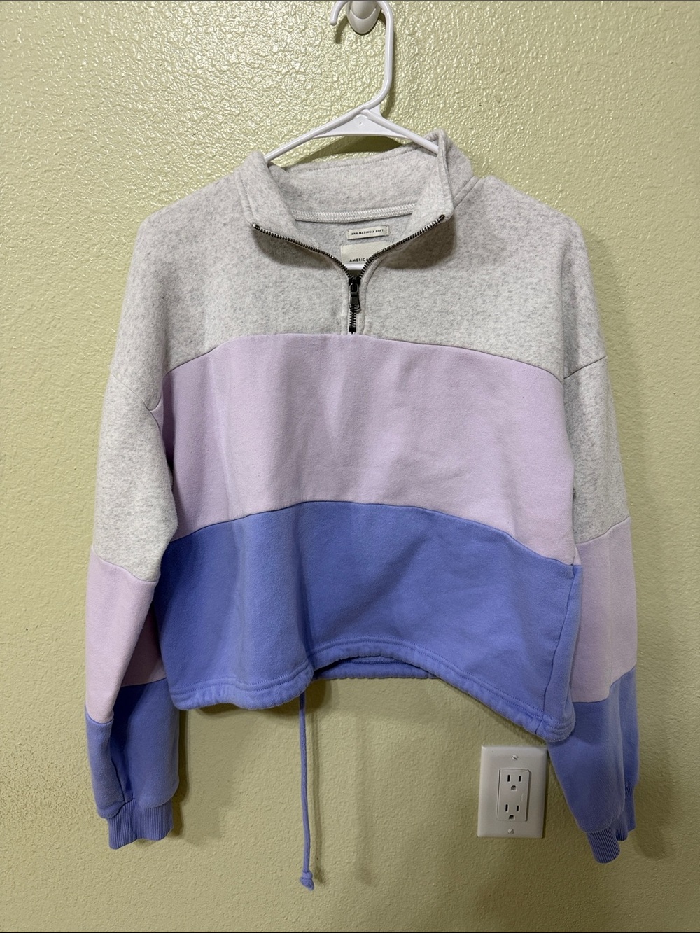 Quarter-Zip Colorblock Pullover Sweatshirt - Light Gray & Lilac & Blue